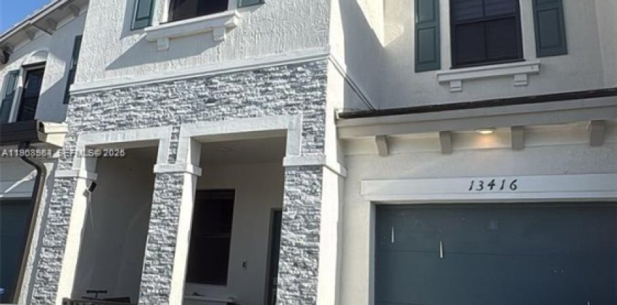 Таунхаус в Хомстед, Флорида 3 спальни, 169.73м2 № 2007907