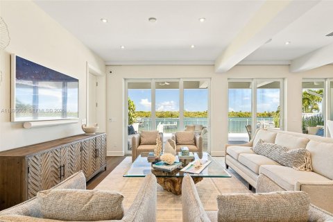 Купить виллу или дом в Юпитер, Флорида 9 комнат, 448.07м2, № 2054173 - фото 6