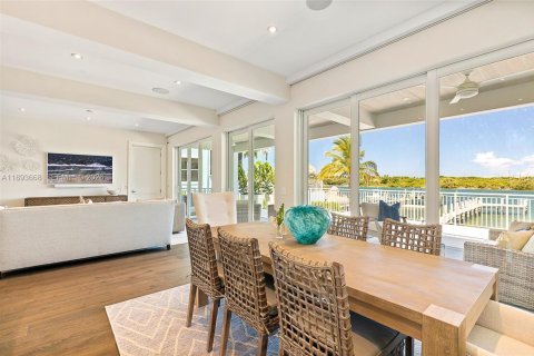 Купить виллу или дом в Юпитер, Флорида 9 комнат, 448.07м2, № 2054173 - фото 12