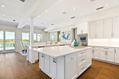 Купить виллу или дом в Юпитер, Флорида 9 комнат, 448.07м2, № 2054173 - фото 11