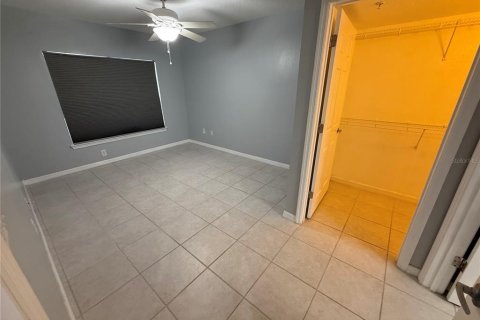 Condo in Orlando, Florida, 2 bedrooms  № 1669951 - photo 11