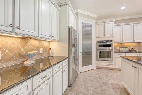 House in Sarasota, Florida 3 bedrooms, 233.37 sq.m. № 1810105 - photo 13