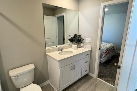 Touwnhouse à louer à San Antonio, Floride: 3 chambres, 155.52 m2 № 2150779 - photo 6