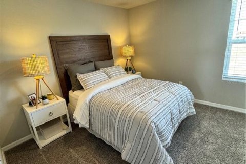 Touwnhouse à louer à San Antonio, Floride: 3 chambres, 155.52 m2 № 2150779 - photo 3