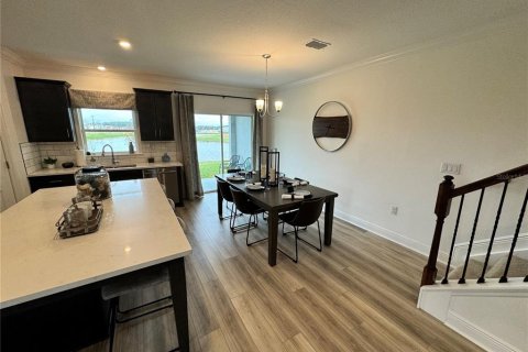Touwnhouse à louer à San Antonio, Floride: 3 chambres, 155.52 m2 № 2150779 - photo 7