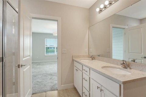 House in Parrish, Florida 4 bedrooms, 171.78 sq.m. № 1909449 - photo 24