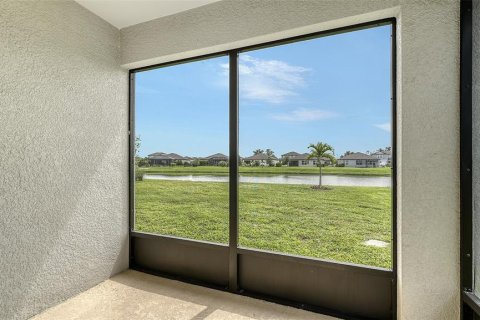 House in Parrish, Florida 4 bedrooms, 171.78 sq.m. № 1909449 - photo 15