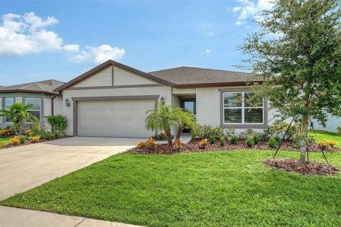 House in Parrish, Florida 4 bedrooms, 171.78 sq.m. № 1909449 - photo 1