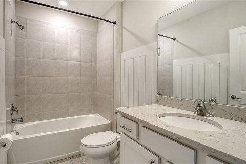House in Parrish, Florida 4 bedrooms, 171.78 sq.m. № 1909449 - photo 29