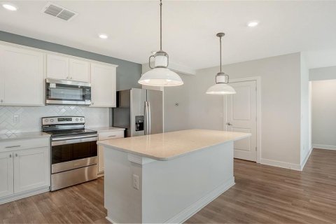 House in Parrish, Florida 4 bedrooms, 171.78 sq.m. № 1909449 - photo 8