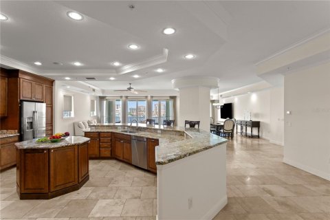 Condo in Clearwater, Florida, 4 bedrooms  № 2150160 - photo 22