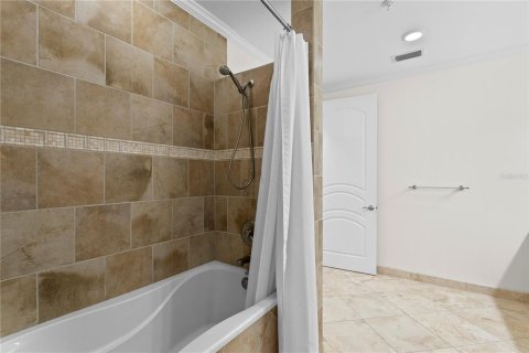Condo in Clearwater, Florida, 4 bedrooms  № 2150160 - photo 20