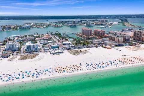 Condo in Clearwater, Florida, 4 bedrooms  № 2150160 - photo 8