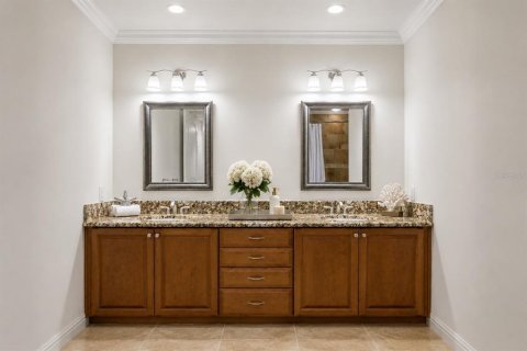 Condo in Clearwater, Florida, 4 bedrooms  № 2150160 - photo 19
