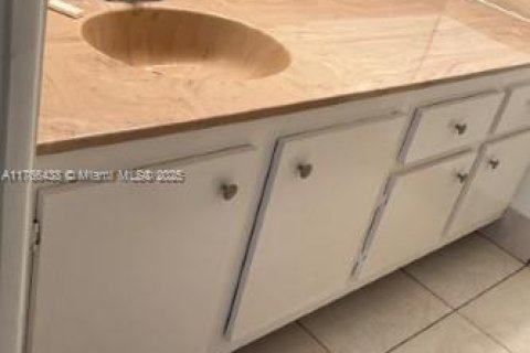 Купить кондоминиум в Тамарак, Флорида 2 спальни, 81.75м2, № 1741656 - фото 14