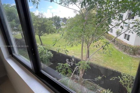 Снять в аренду виллу или дом в Флорида-Сити, Флорида 5 спален, 176.7м2, № 2034428 - фото 25