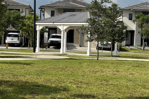 Снять в аренду виллу или дом в Флорида-Сити, Флорида 5 спален, 176.7м2, № 2034428 - фото 29