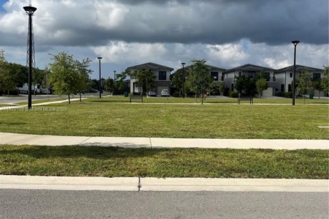 Снять в аренду виллу или дом в Флорида-Сити, Флорида 5 спален, 176.7м2, № 2034428 - фото 27