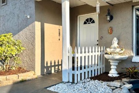 Casa en venta en Oldsmar, Florida, 2 dormitorios, 117.43 m2 № 2112212 - foto 2