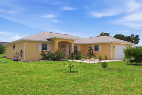 Casa en Inverness, Florida 3 dormitorios № 2404489