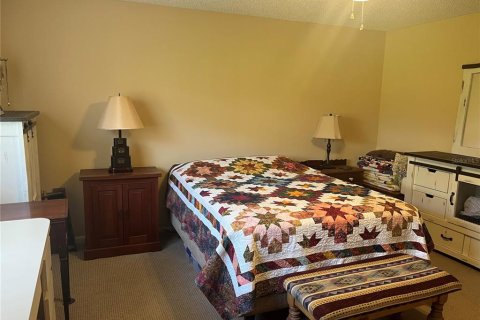 House in Ocala, Florida 2 bedrooms, 127.93 sq.m. № 1855635 - photo 10