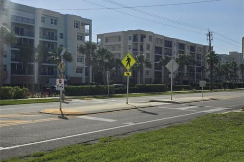 Condominio en alquiler en New Smyrna Beach, Florida, 3 dormitorios, 157.75 m2 № 1744094 - foto 4