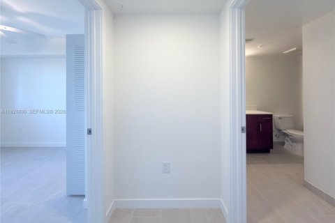 Apartamento en alquiler en Sweetwater, Florida, 2 dormitorios, 94.95 m2 № 1983082 - foto 22