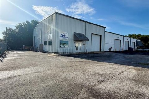 Commercial property in Odessa, Florida № 2221127 - photo 23