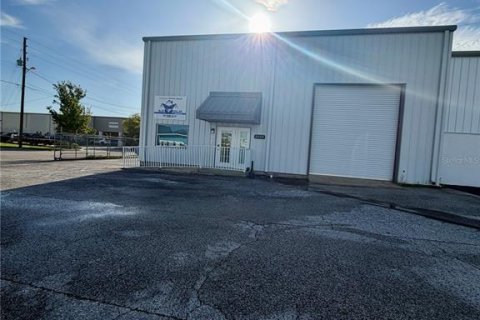 Commercial property in Odessa, Florida № 2221127 - photo 21