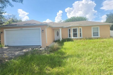 Villa ou maison à Poinciana, Floride 4 chambres, 147.06 m2 № 2406410