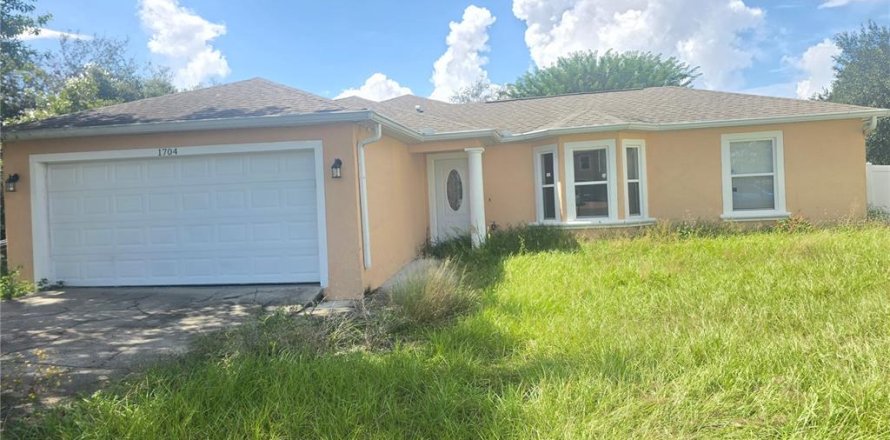 Villa ou maison à Poinciana, Floride 4 chambres, 147.06 m2 № 2406410