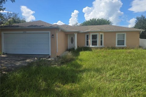 Villa ou maison à vendre à Poinciana, Floride: 4 chambres, 147.06 m2 № 2406410 - photo 4