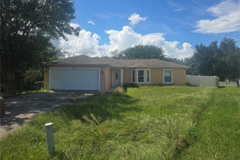 Villa ou maison à vendre à Poinciana, Floride: 4 chambres, 147.06 m2 № 2406410 - photo 3