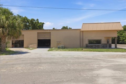 Immobilier commercial à vendre à Inverness, Floride: 640.65 m2 № 2381369 - photo 7