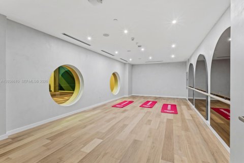 Condominio en alquiler en Miami, Florida № 2084914 - foto 19