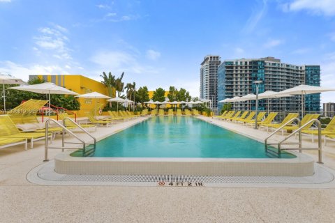 Condominio en alquiler en Miami, Florida № 2084914 - foto 15
