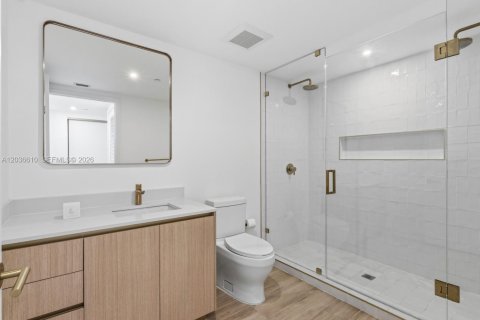 Condominio en alquiler en Miami, Florida № 2084914 - foto 9