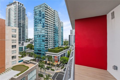 Condominio en alquiler en Miami, Florida № 2084914 - foto 6
