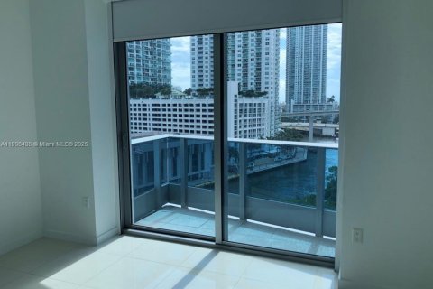 Condo in Miami, Florida, 2 bedrooms № 2060130 - photo 18