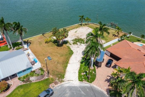 Terreno en venta en Treasure Island, Florida № 1898879 - foto 11