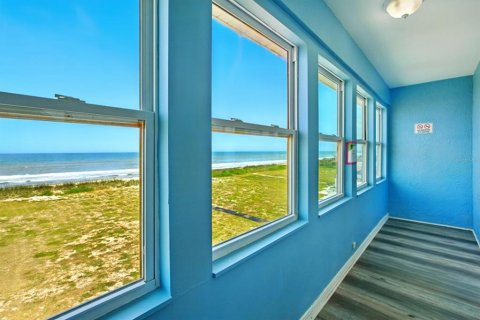 Купить виллу или дом в Палм-Кост, Флорида 4 комнаты, 324.04м2, № 1687799 - фото 24