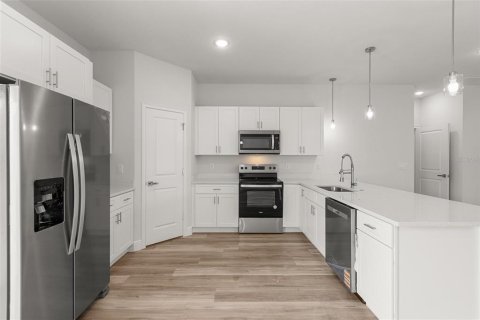 Casa en venta en Ocala, Florida, 4 dormitorios, 170.29 m2 № 1917202 - foto 8