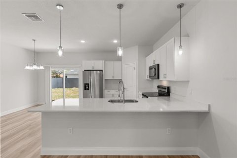 Casa en venta en Ocala, Florida, 4 dormitorios, 170.29 m2 № 1917202 - foto 10