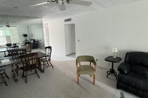 Condo in Dania Beach, Florida, 2 bedrooms  № 1462295 - photo 15