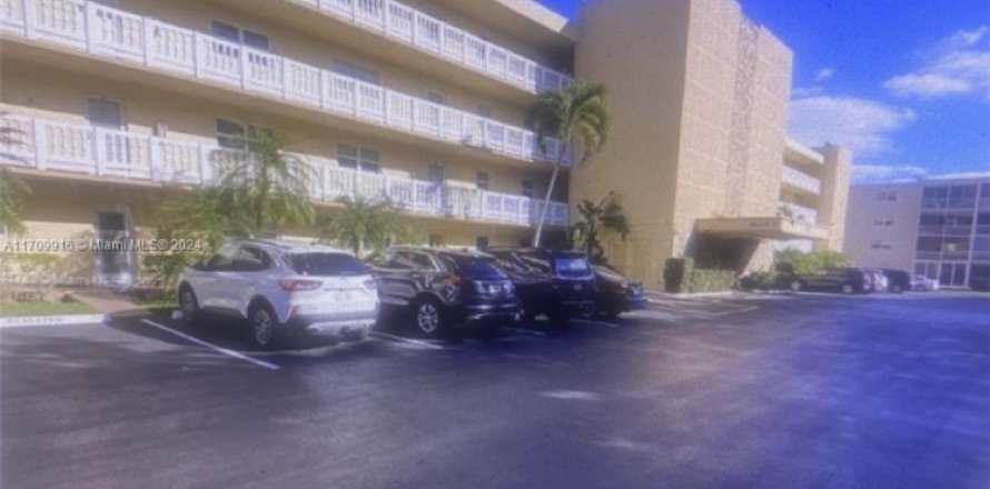 Condo in Dania Beach, Florida, 2 bedrooms № 1462295