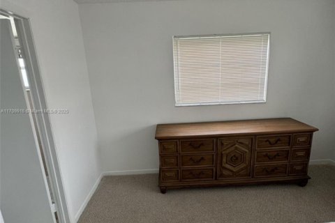 Condo in Dania Beach, Florida, 2 bedrooms  № 1462295 - photo 26