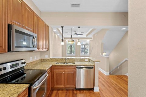 Adosado en venta en Tampa, Florida, 3 dormitorios, 149.11 m2 № 1626565 - foto 8