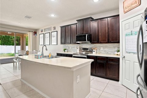 Villa ou maison à vendre à Brooksville, Floride: 4 chambres, 247.21 m2 № 2324838 - photo 10