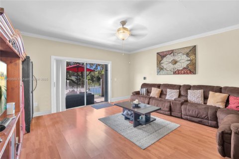 Купить таунхаус в Санрайз, Флорида 3 спальни, 171.68м2, № 1955752 - фото 27