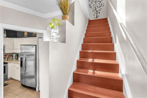 Купить таунхаус в Санрайз, Флорида 3 спальни, 171.68м2, № 1955752 - фото 15